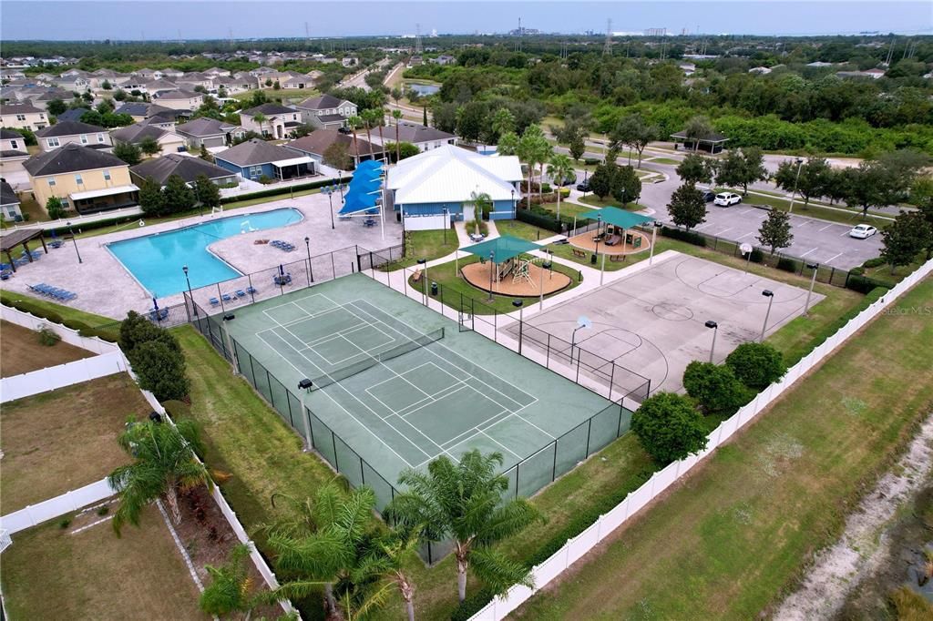 На продажу: $314,900 (3 спален, 2 ванн, 1618 Квадратных фут)