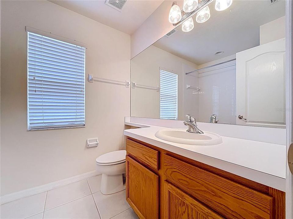 На продажу: $314,900 (3 спален, 2 ванн, 1618 Квадратных фут)