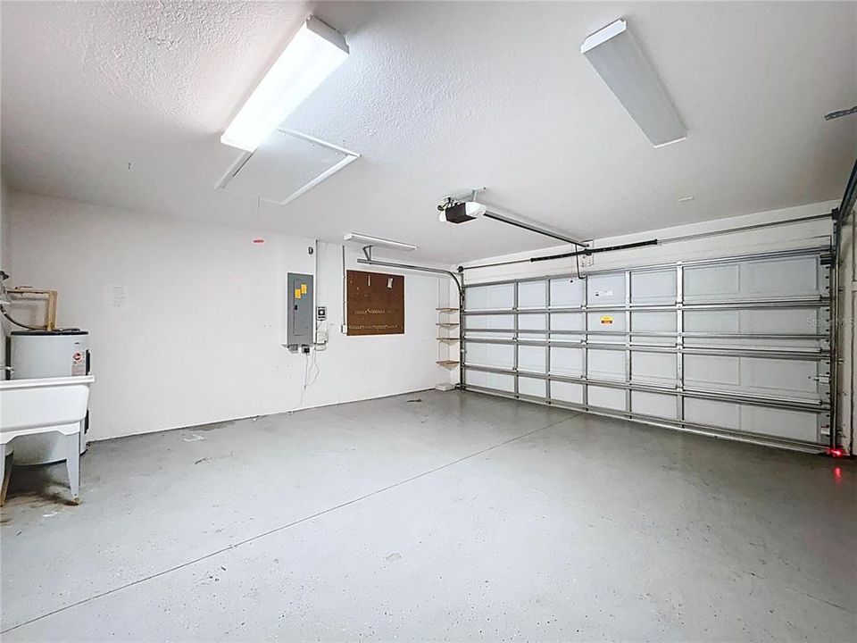 На продажу: $314,900 (3 спален, 2 ванн, 1618 Квадратных фут)