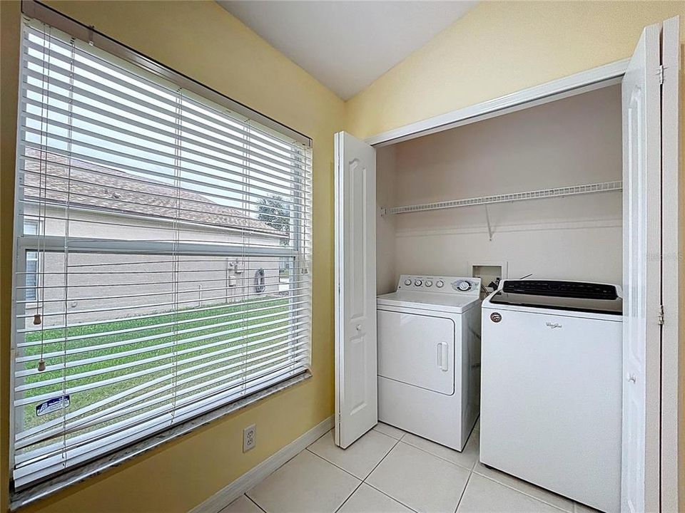 На продажу: $314,900 (3 спален, 2 ванн, 1618 Квадратных фут)