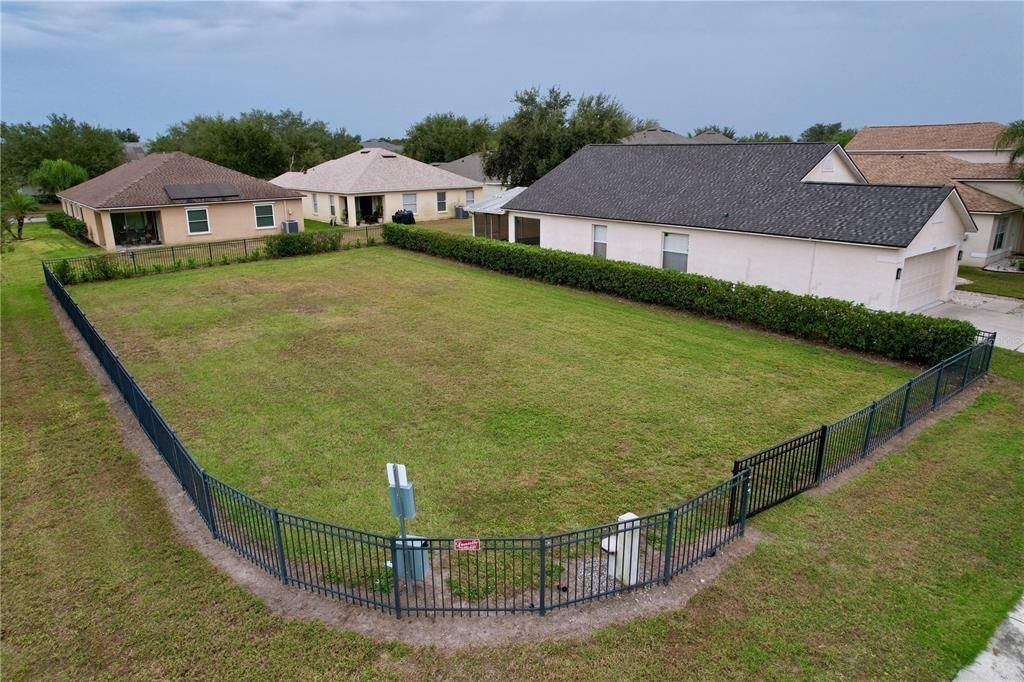 На продажу: $314,900 (3 спален, 2 ванн, 1618 Квадратных фут)