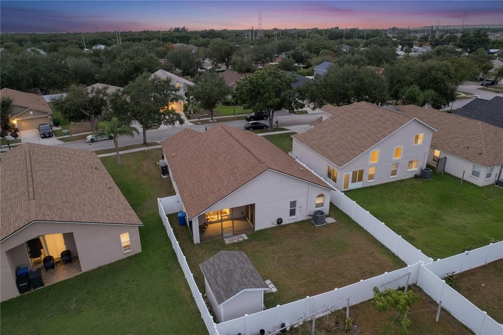 На продажу: $314,900 (3 спален, 2 ванн, 1618 Квадратных фут)