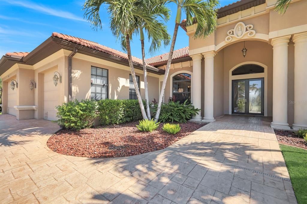 На продажу: $925,000 (4 спален, 3 ванн, 2804 Квадратных фут)