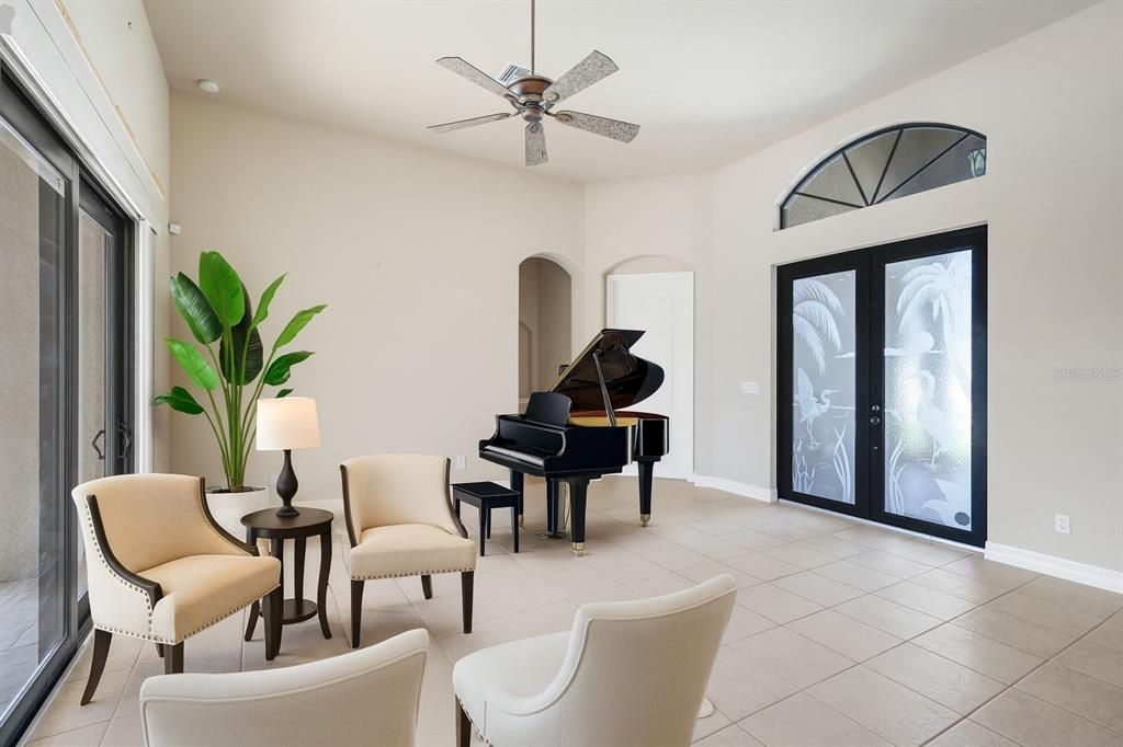 На продажу: $925,000 (4 спален, 3 ванн, 2804 Квадратных фут)