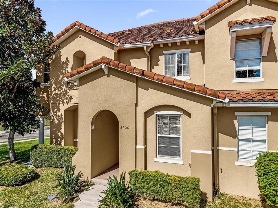 For Sale: $279,000 (3 beds, 3 baths, 1362 Square Feet)