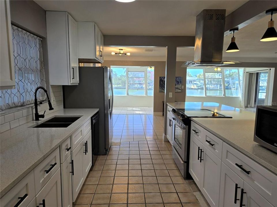 For Rent: $3,800 (3 beds, 2 baths, 1490 Square Feet)