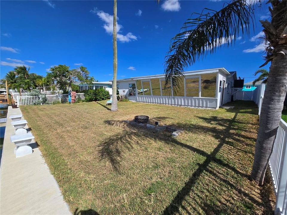 For Rent: $3,800 (3 beds, 2 baths, 1490 Square Feet)