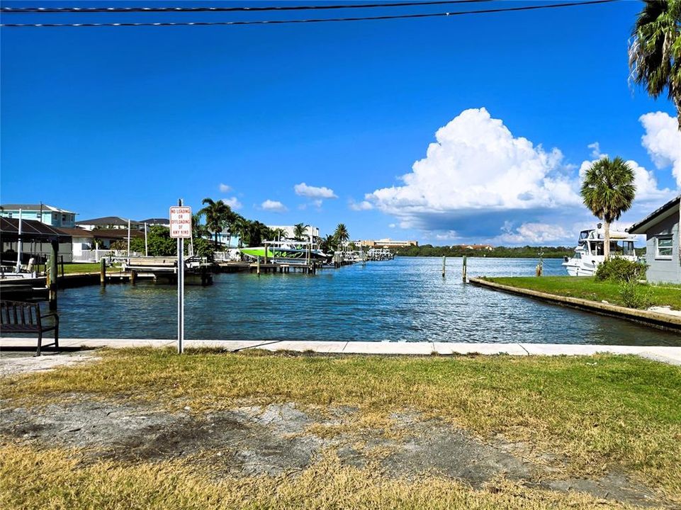 For Rent: $3,800 (3 beds, 2 baths, 1490 Square Feet)