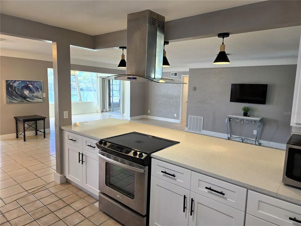 For Rent: $3,800 (3 beds, 2 baths, 1490 Square Feet)