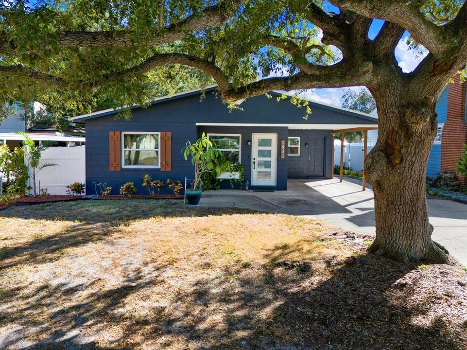 For Sale: $389,990 (2 beds, 1 baths, 986 Square Feet)