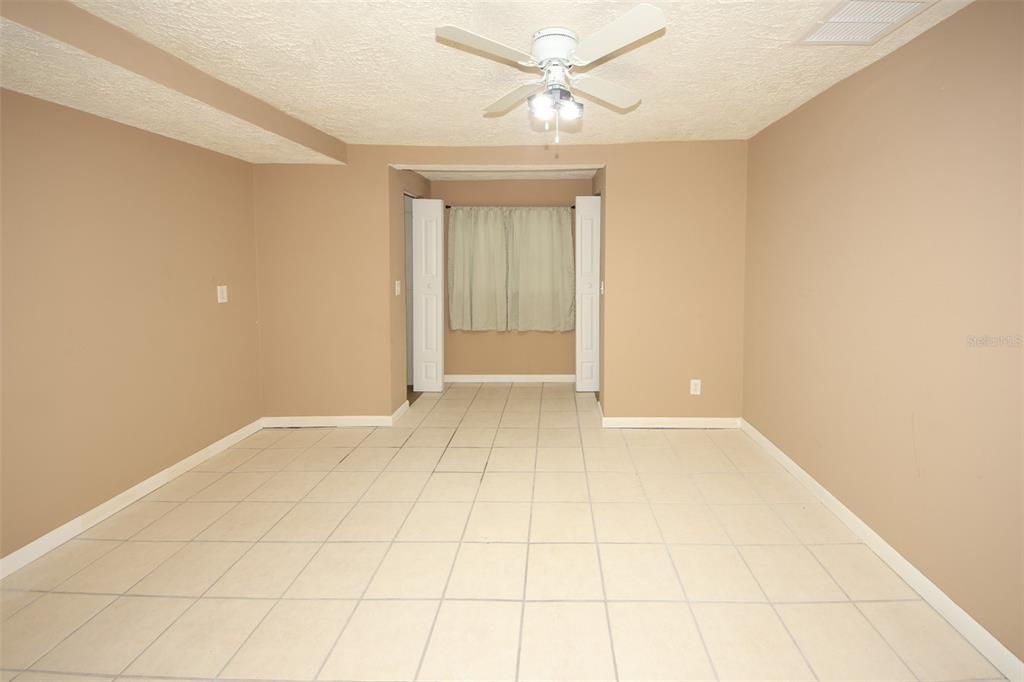 Active With Contract: $219,950 (3 beds, 2 baths, 1350 Square Feet)