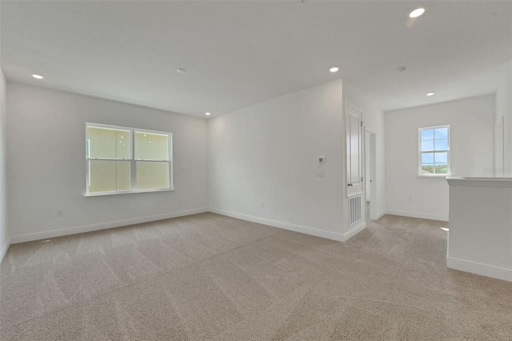 Active With Contract: $605,125 (4 beds, 3 baths, 2520 Square Feet)