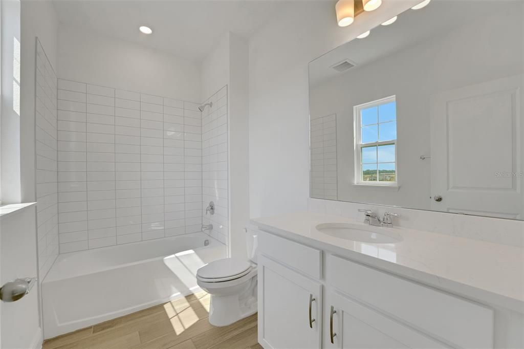 Active With Contract: $605,125 (4 beds, 3 baths, 2520 Square Feet)