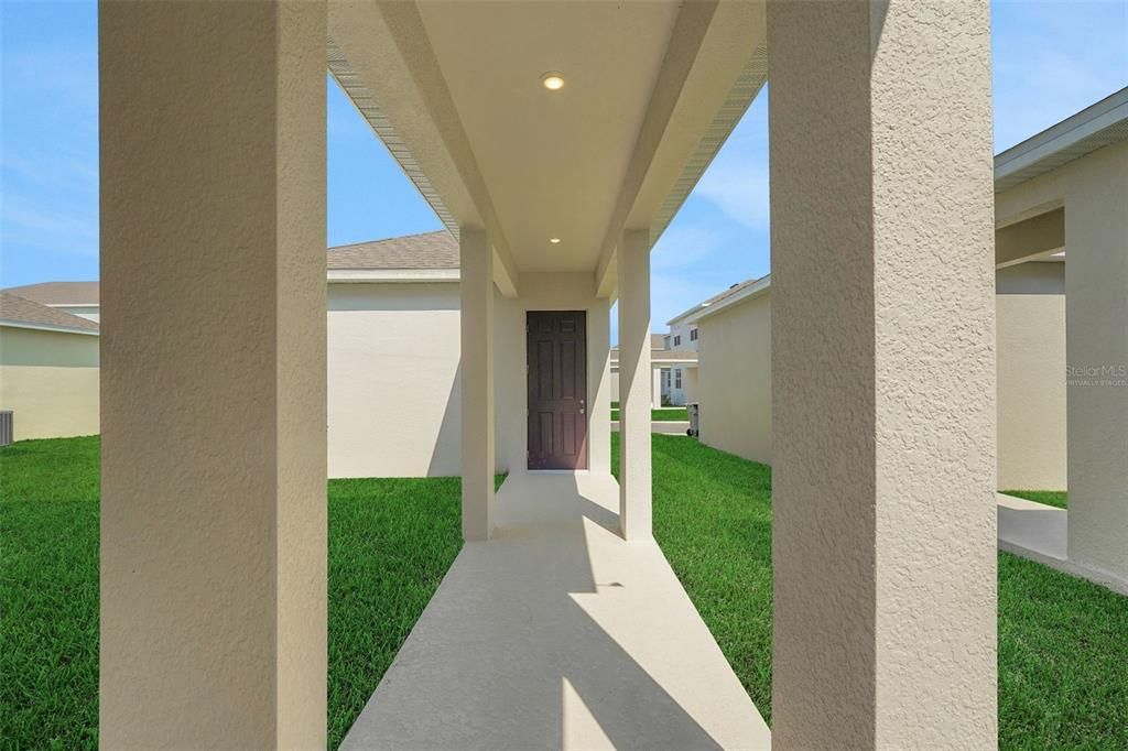 Active With Contract: $605,125 (4 beds, 3 baths, 2520 Square Feet)