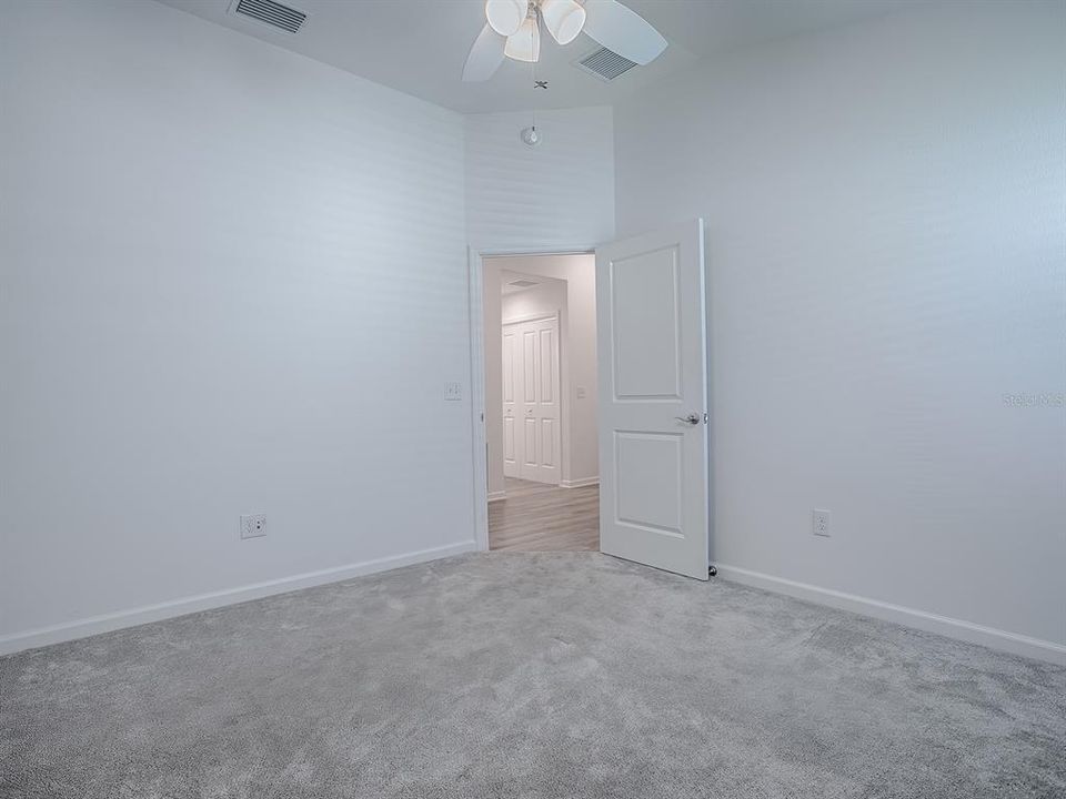 Active With Contract: $339,000 (2 beds, 2 baths, 1300 Square Feet)