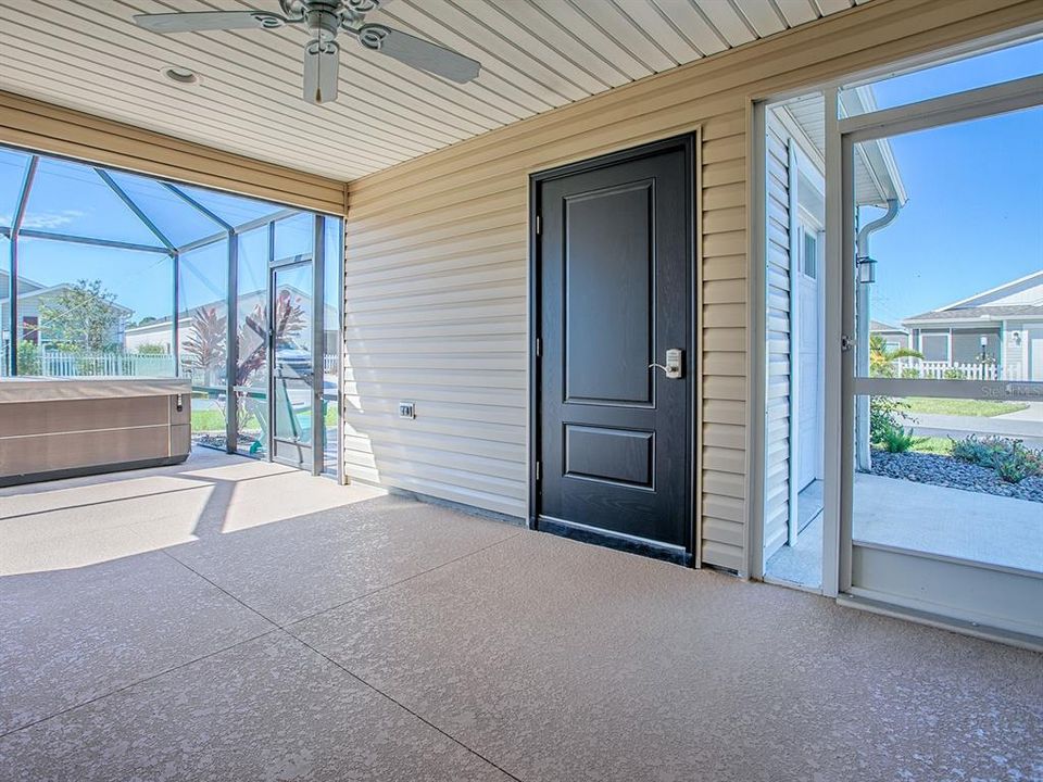 Active With Contract: $339,000 (2 beds, 2 baths, 1300 Square Feet)