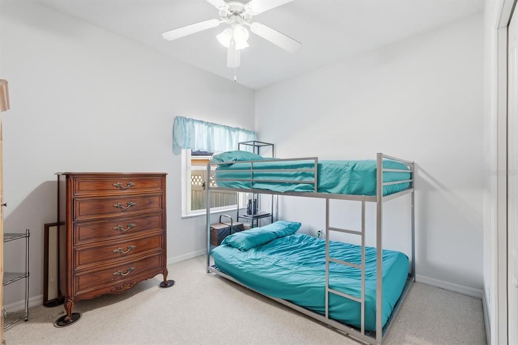 Active With Contract: $350,000 (3 beds, 3 baths, 2042 Square Feet)