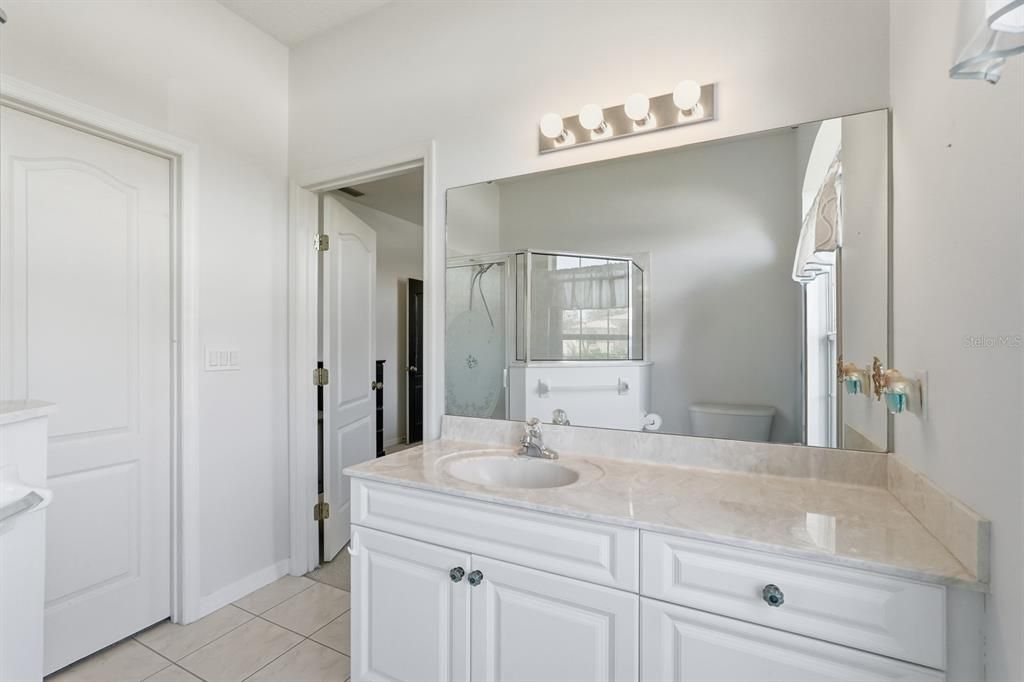 Active With Contract: $350,000 (3 beds, 3 baths, 2042 Square Feet)