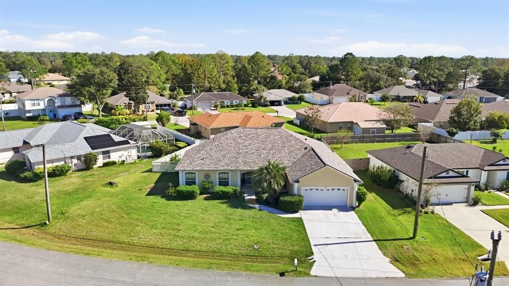 Active With Contract: $350,000 (3 beds, 3 baths, 2042 Square Feet)