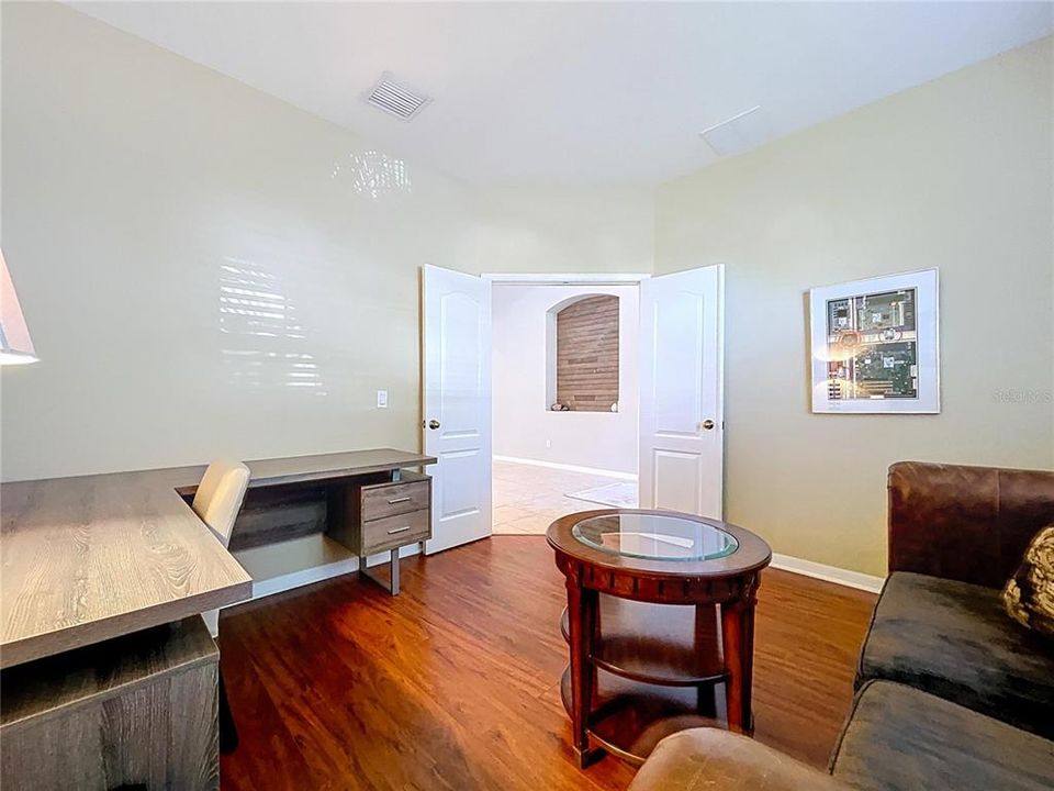 待售: $590,000 (4 贝兹, 3 浴室, 2671 平方英尺)