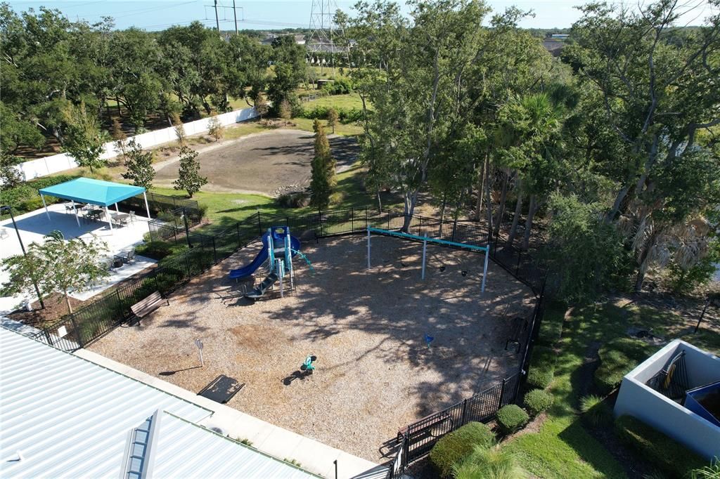 待售: $590,000 (4 贝兹, 3 浴室, 2671 平方英尺)