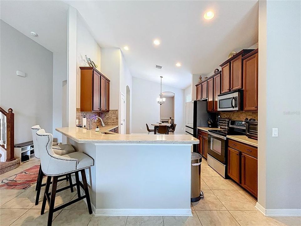 待售: $590,000 (4 贝兹, 3 浴室, 2671 平方英尺)