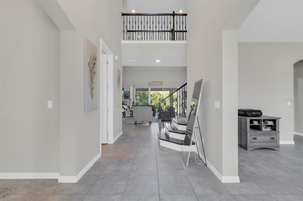 For Sale: $725,000 (5 beds, 3 baths, 4200 Square Feet)