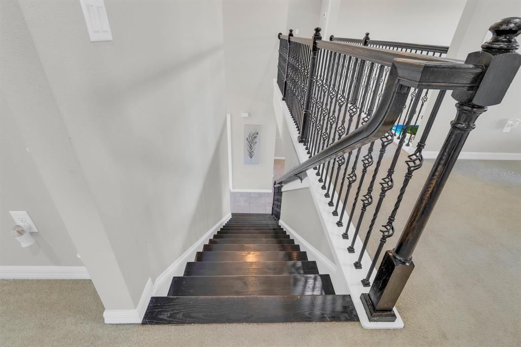 For Sale: $725,000 (5 beds, 3 baths, 4200 Square Feet)