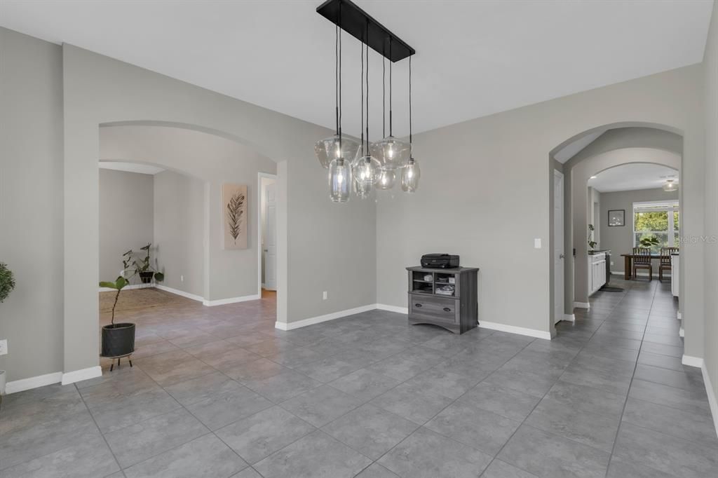 For Sale: $725,000 (5 beds, 3 baths, 4200 Square Feet)