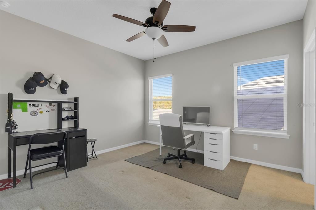 For Sale: $725,000 (5 beds, 3 baths, 4200 Square Feet)