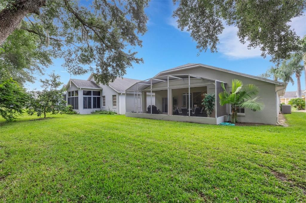 Под контрактом: $285,000 (2 спален, 2 ванн, 1485 Квадратных фут)