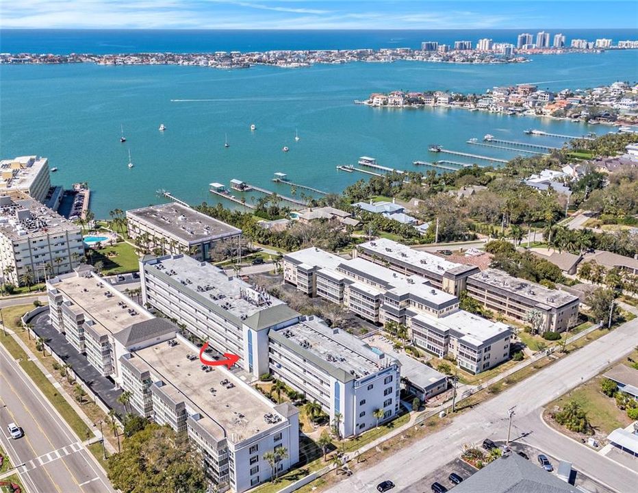 En Venta: $299,000 (2 camas, 2 baños, 1300 Pies cuadrados)