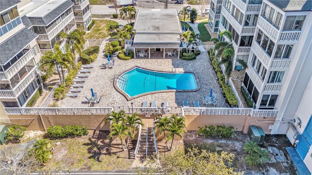 En Venta: $299,000 (2 camas, 2 baños, 1300 Pies cuadrados)