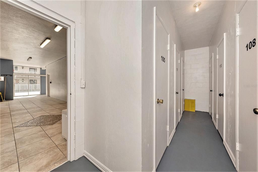 En Venta: $299,000 (2 camas, 2 baños, 1300 Pies cuadrados)