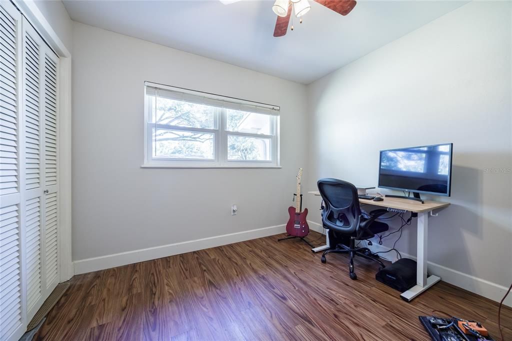 For Sale: $339,900 (3 beds, 2 baths, 1690 Square Feet)