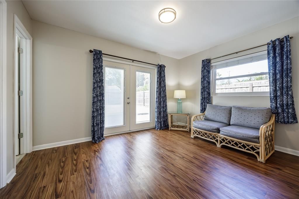 For Sale: $339,900 (3 beds, 2 baths, 1690 Square Feet)