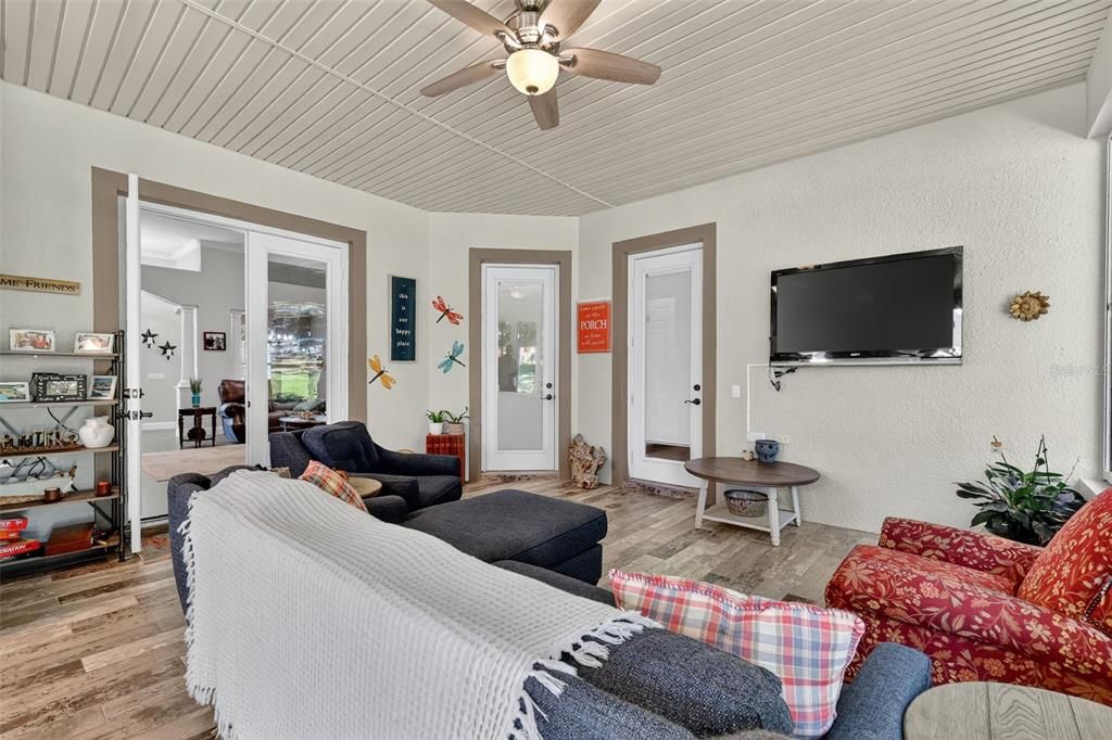 待售: $699,900 (4 贝兹, 2 浴室, 3639 平方英尺)