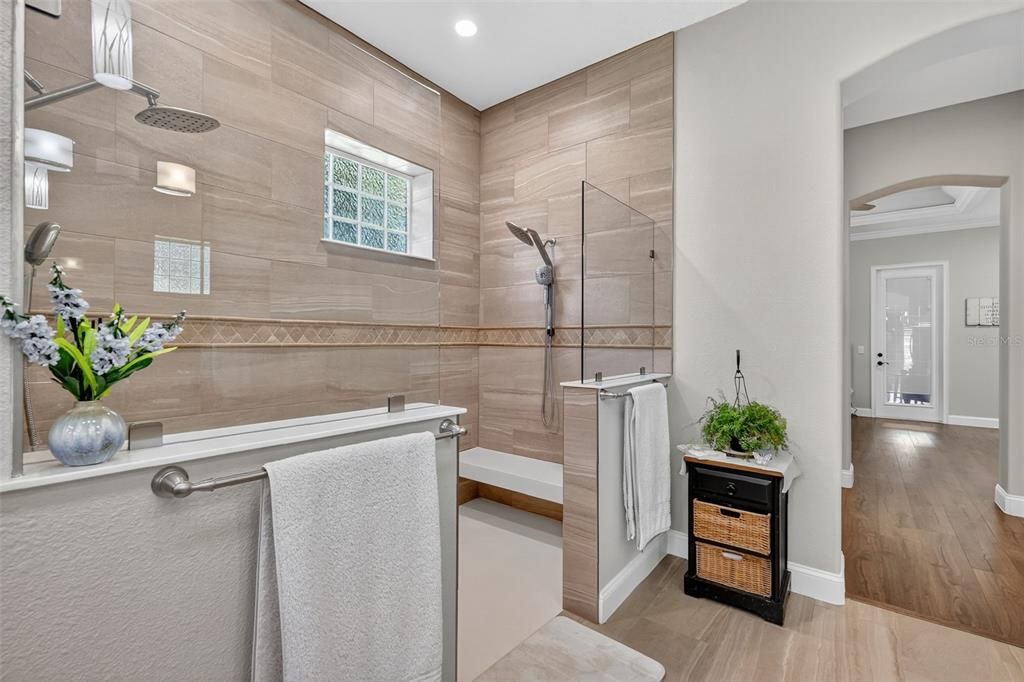 待售: $699,900 (4 贝兹, 2 浴室, 3639 平方英尺)