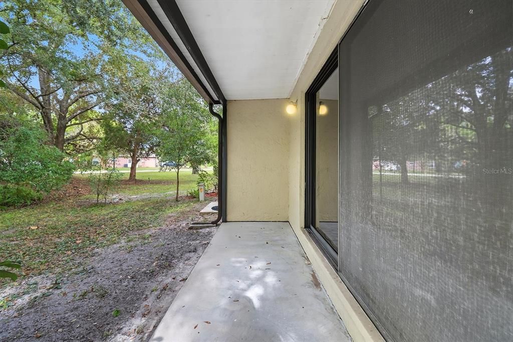 For Sale: $225,900 (2 beds, 2 baths, 1359 Square Feet)