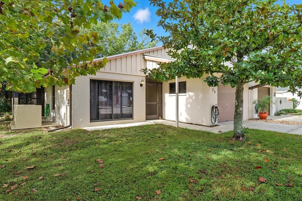 For Sale: $225,900 (2 beds, 2 baths, 1359 Square Feet)