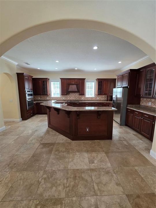 En Venta: $735,000 (5 camas, 6 baños, 4277 Pies cuadrados)