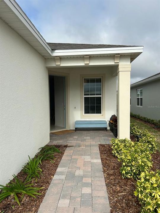 For Rent: $2,750 (2 beds, 2 baths, 1395 Square Feet)