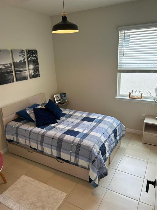 For Rent: $2,750 (2 beds, 2 baths, 1395 Square Feet)