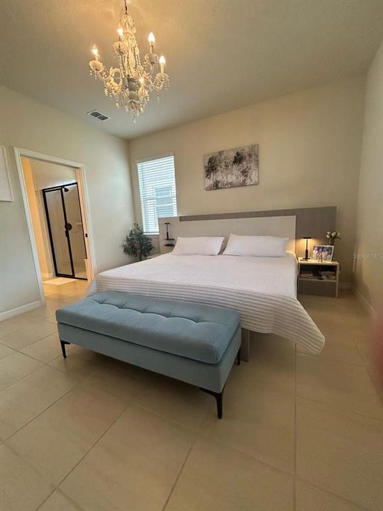 For Rent: $2,750 (2 beds, 2 baths, 1395 Square Feet)