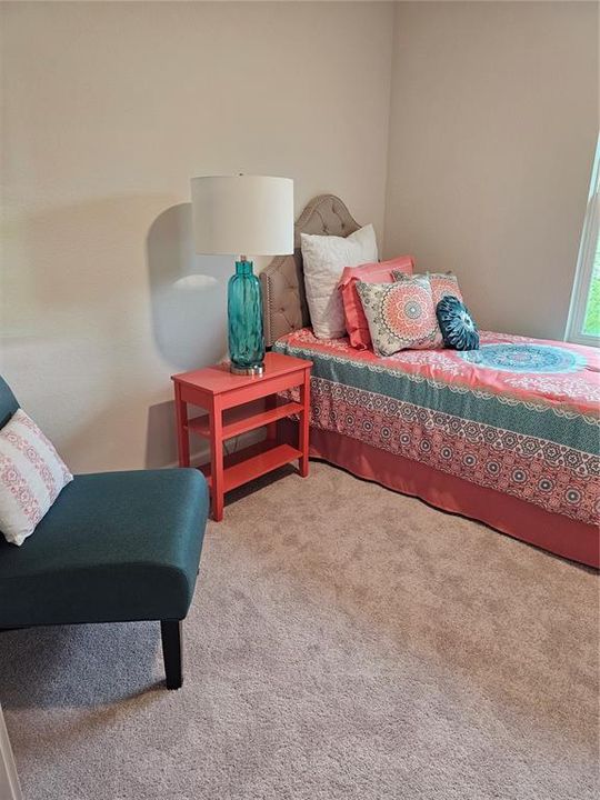 待售: $400,150 (4 贝兹, 3 浴室, 2071 平方英尺)