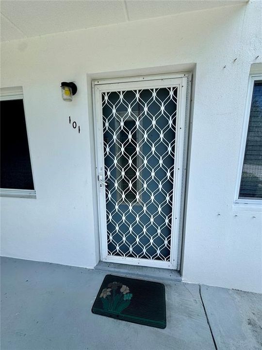 出租: $1,800 (2 贝兹, 2 浴室, 912 平方英尺)