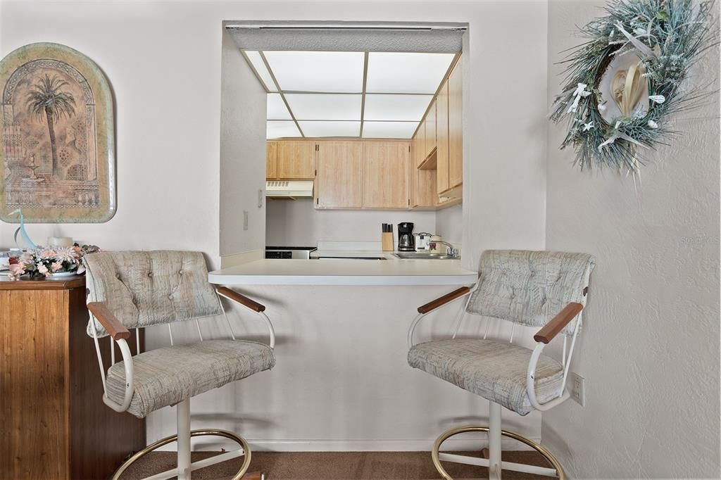 待售: $289,000 (2 贝兹, 2 浴室, 1062 平方英尺)