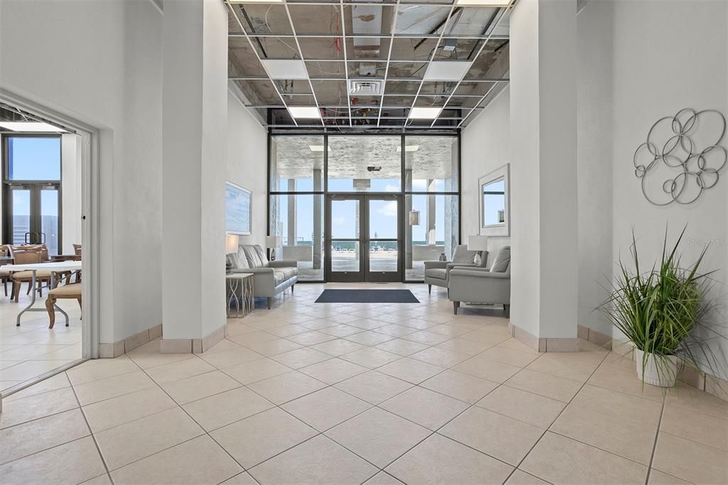 待售: $289,000 (2 贝兹, 2 浴室, 1062 平方英尺)