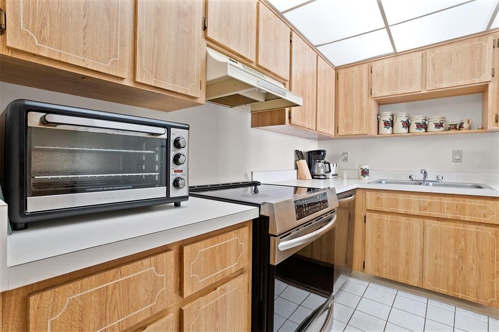 待售: $289,000 (2 贝兹, 2 浴室, 1062 平方英尺)