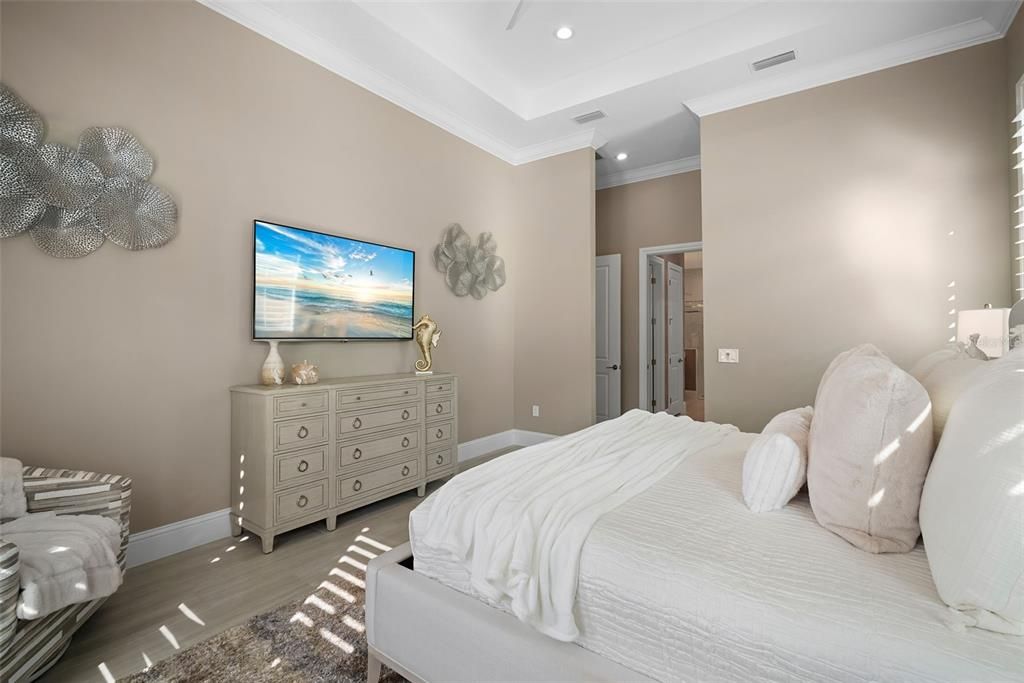 En Venta: $2,099,900 (3 camas, 3 baños, 2638 Pies cuadrados)